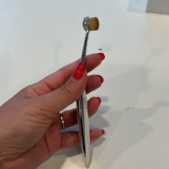 Artis Linear 3 Demi Brush - Picture 7 of 7